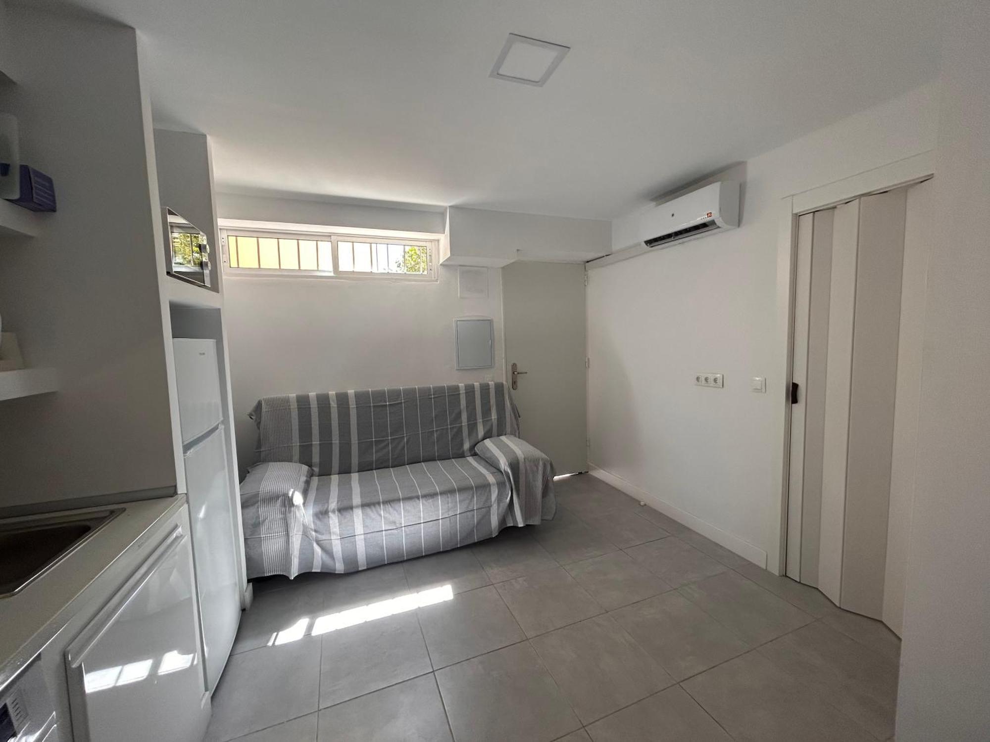 Apartamentos Yiya มาลากา ภายนอก รูปภาพ