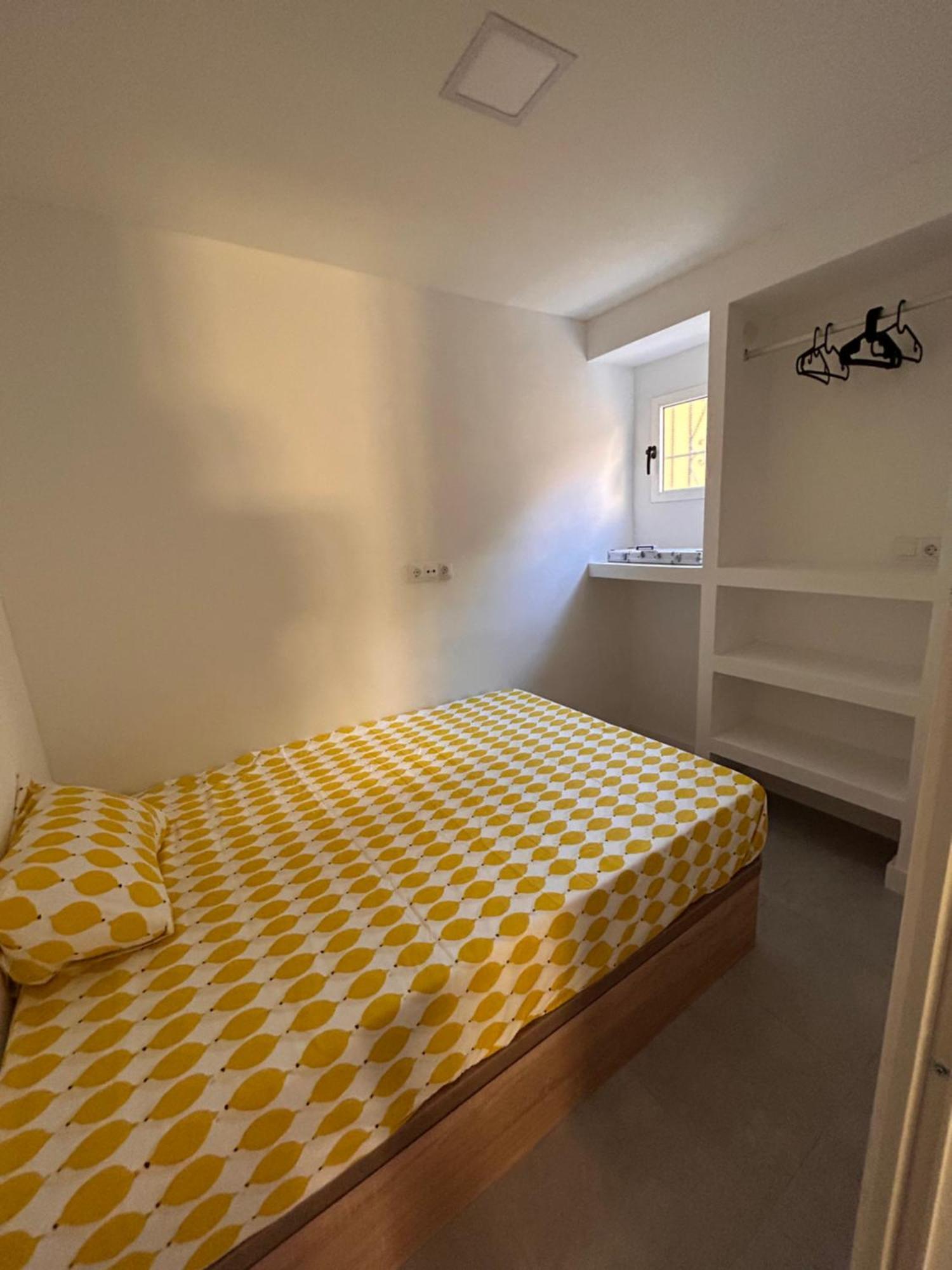 Apartamentos Yiya มาลากา ภายนอก รูปภาพ